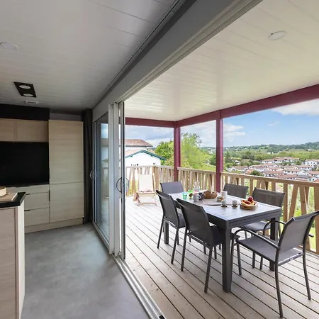 Iluna Climatise 2 A 6 Pers 3ch 2 Sdb Piscine Et Serenite *