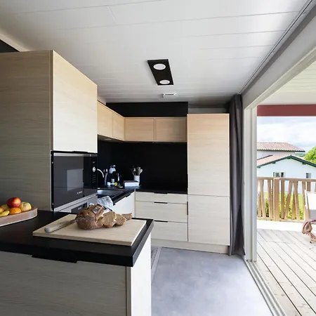 Alpehytte Iluna Climatise 2 A 6 Pers 3ch 2 Sdb Piscine Et Serenite